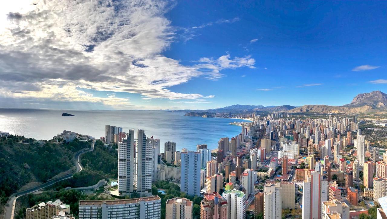 Sky High On The 38th Floor - Sea Views * Benidorm